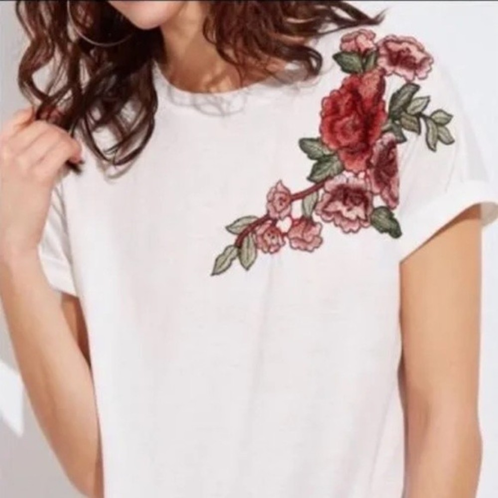 New- Floral Embroidery Cuffed Short Sleeve Casual Tees T-Shirt Tops White